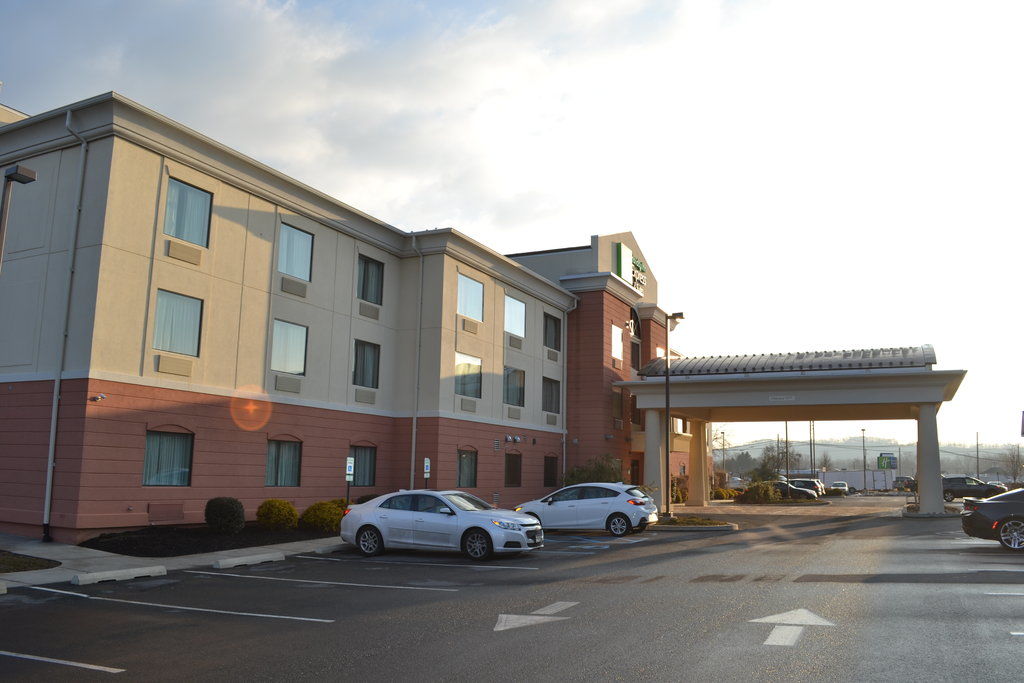 Holiday Inn Express Selinsgrove, An Ihg Hotel Shamokin Dam ภายนอก รูปภาพ